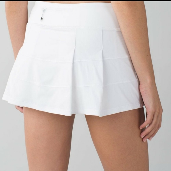 lululemon athletica Dresses & Skirts - Lululemon White Race Rival Skirt Size 10 Reg